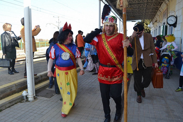 Almagro Sus Cachondisimas, dos varones “mu de pueblo” iniciaron los Carnavales 2017