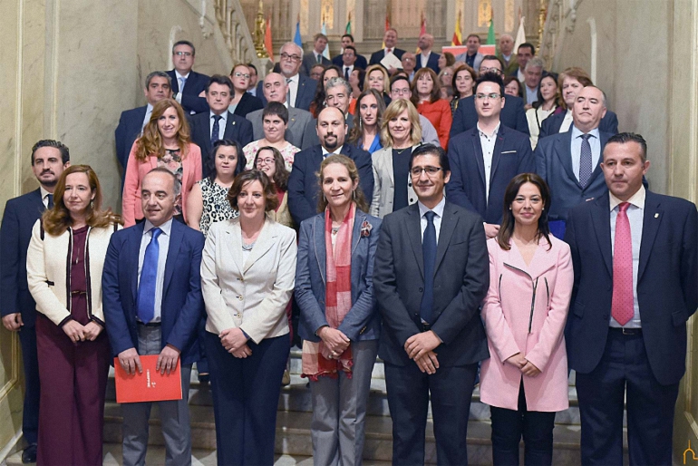 La Infanta Elena y la Diputación Provincial presentan el Programa Social de Empleo de la Fundación MAPFRE
