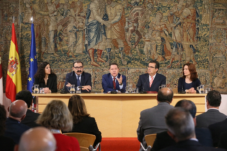 Quince millones de euros son los que invertirá la Fundación Amancio Ortega en la sanidad de Castilla La Mancha