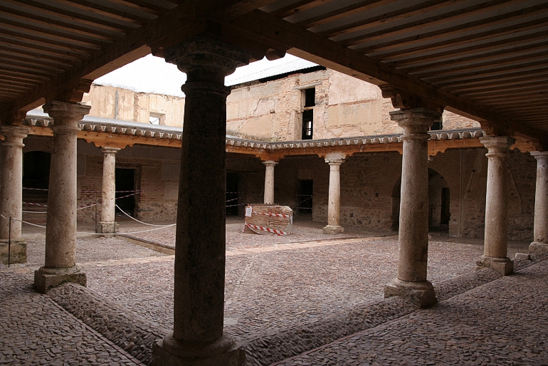 Aldea del Rey El Palacio de Clavería será el escenario para la poesía en la tarde del sábado