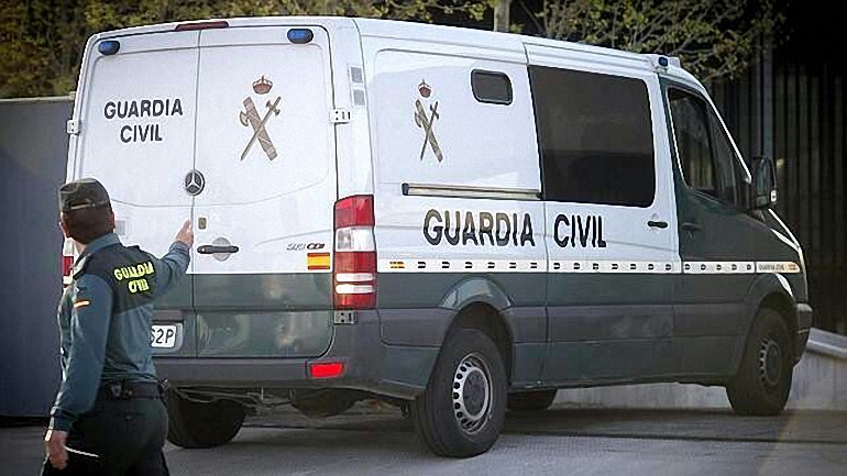 Cuatro vecinos de Bolaños son detenidos por la Guardia Civil por estafas a través de internet
