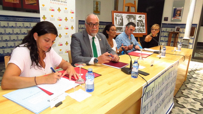 Manzanares La familia del torero Sánchez Mejías cede el archivo personal al ayuntamiento manzanareño