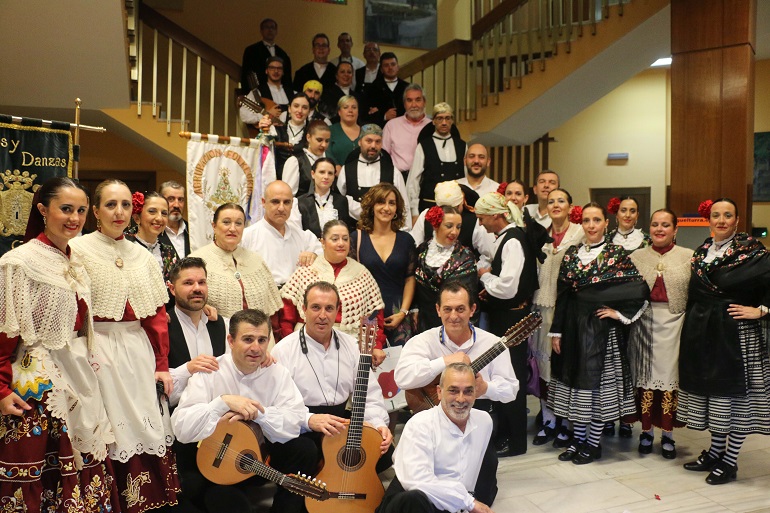 Miguelturra La Asociación de Coros y Danzas Nazarín celebró su 35 Aniversario
